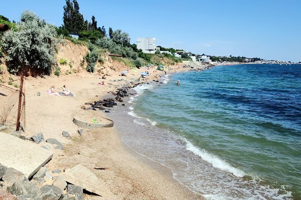 «Пляж с трубами» в Черноморске