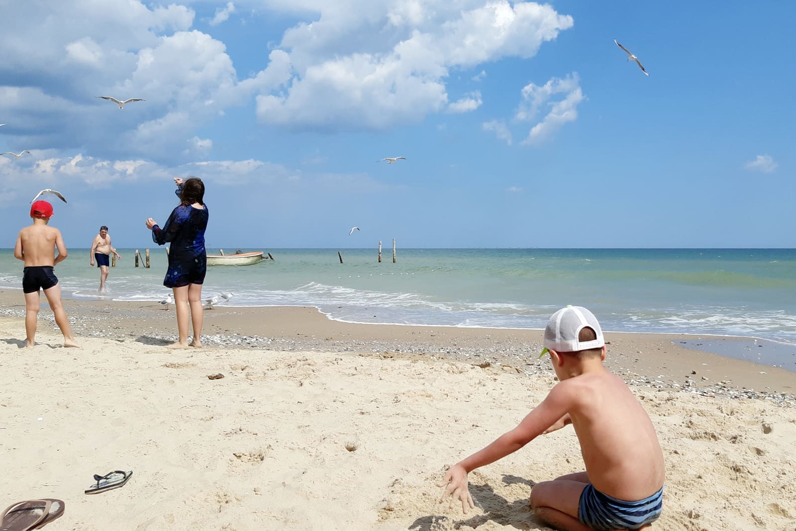 Дети на пляже Николаевки
