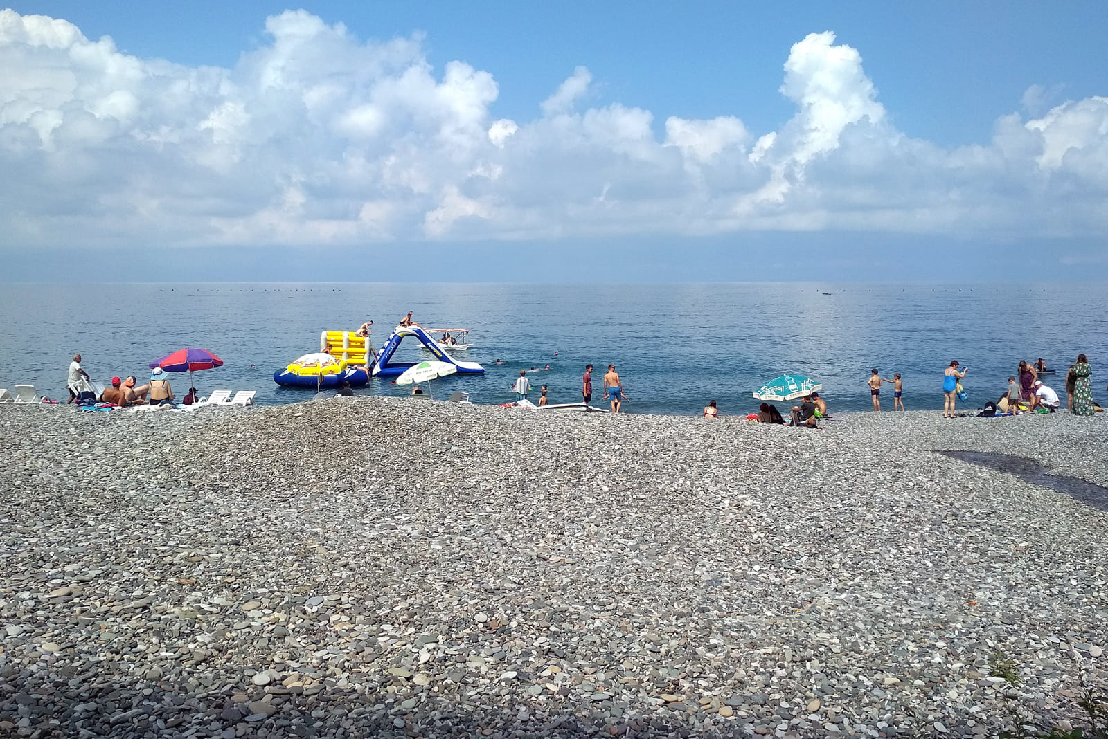 Пляж и Черное море в Квариати