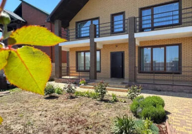 Коттедж «Azure House» в Санжейке